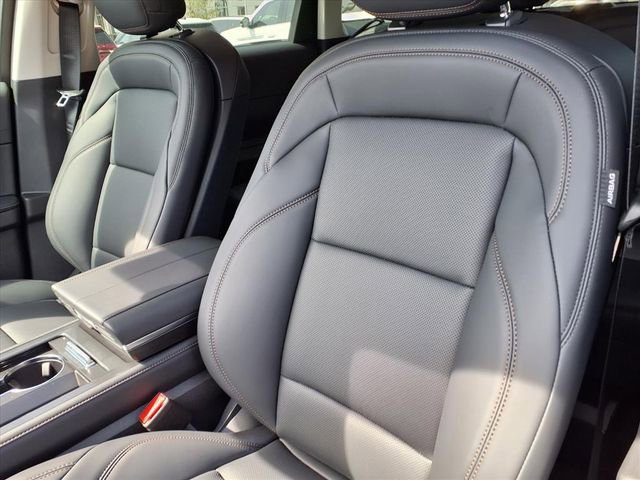 New 2026 Lincoln Nautilus Premier image 8