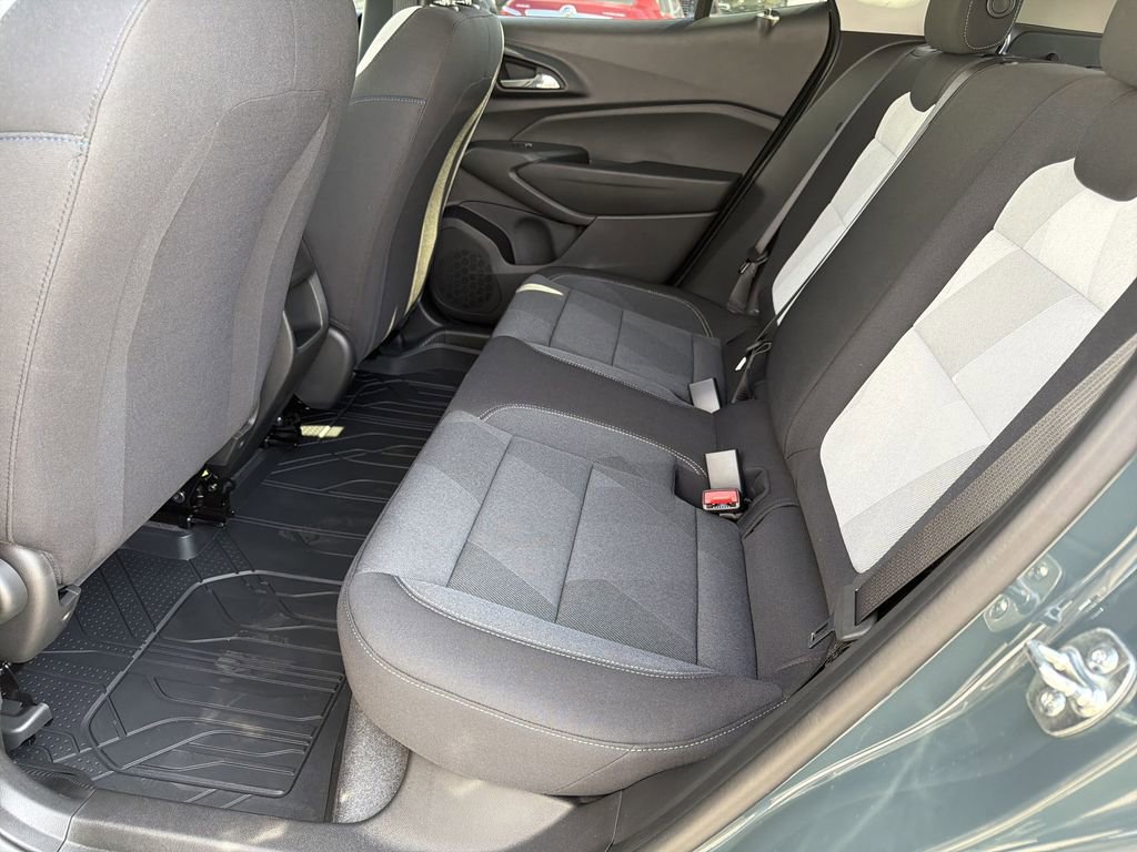 New 2026 Chevrolet Trax LS w/ LS Convenience Package FWD image 16