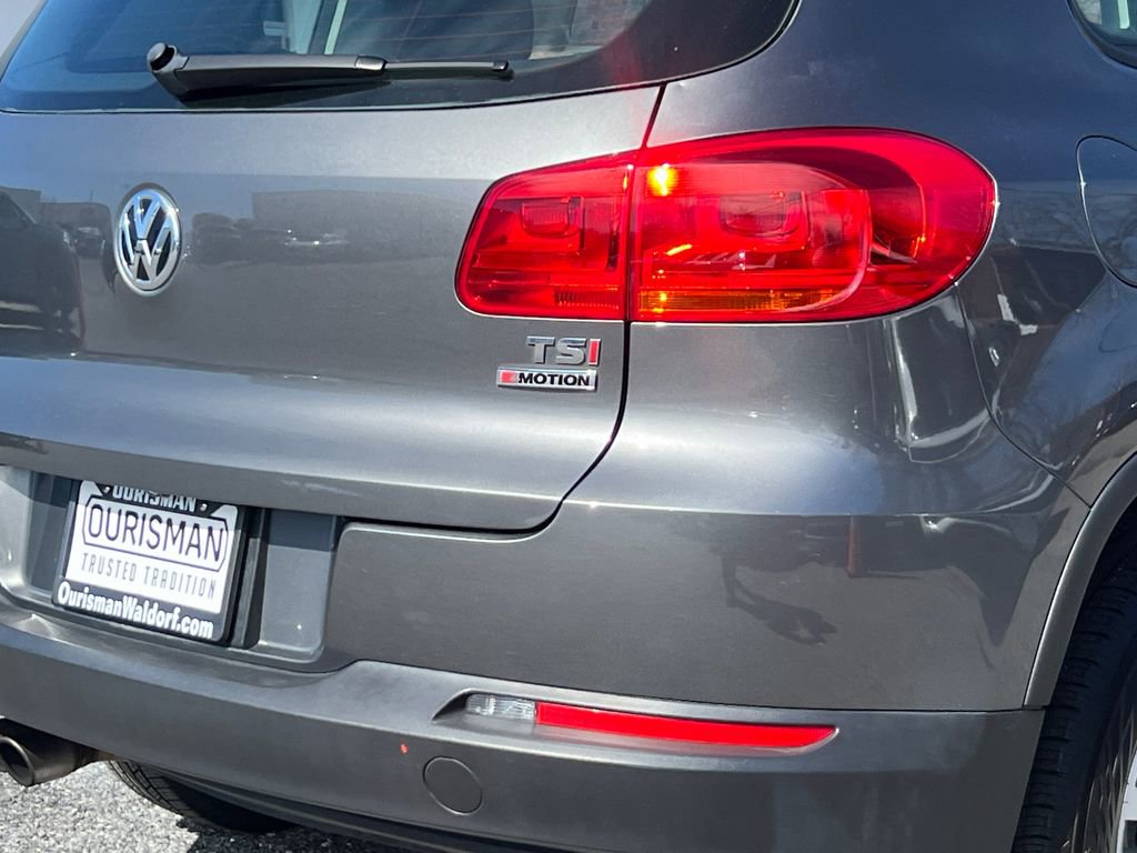 Used 2016 Volkswagen Tiguan S image 7