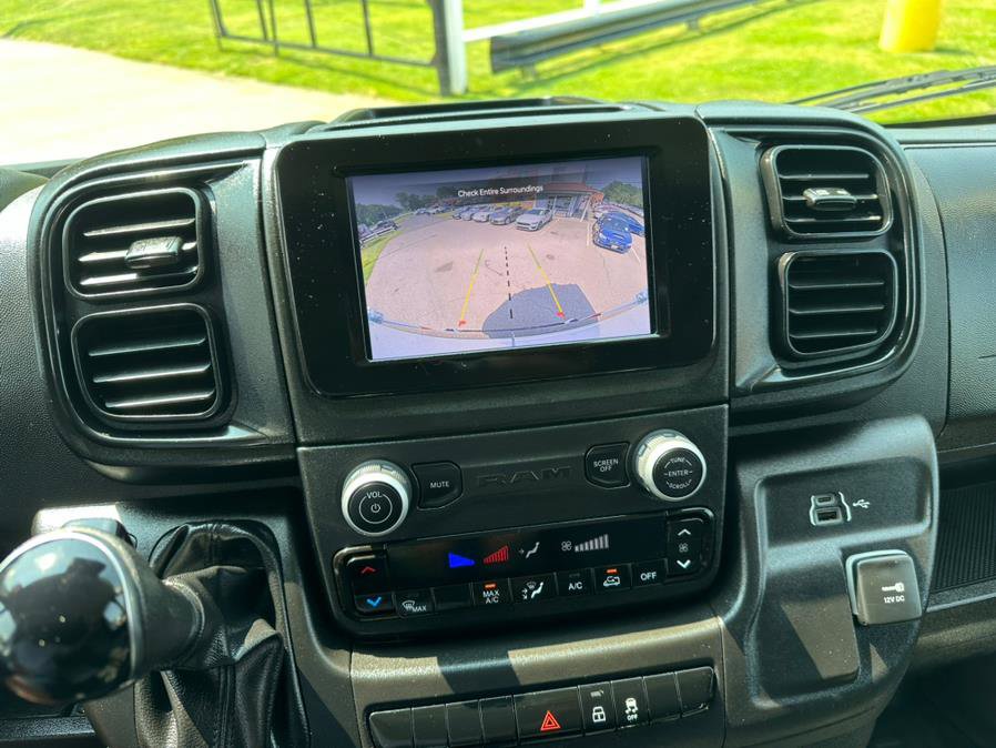 Used 2023 RAM ProMaster 2500 image 17