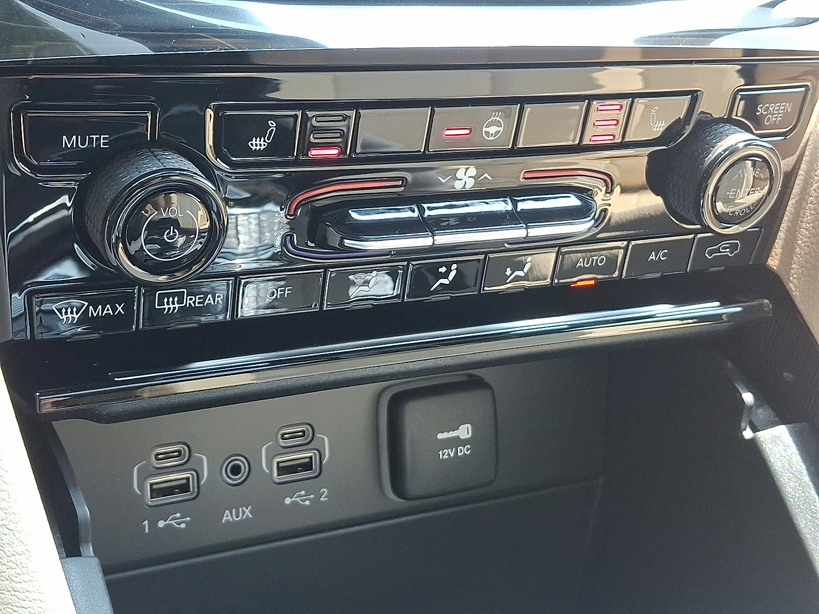 New 2025 Jeep Grand Cherokee Limited image 11