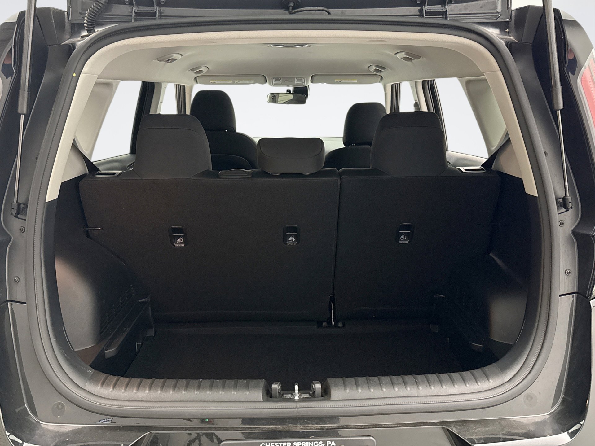 Used 2025 Kia Soul LX w/ LX Technology Package FWD image 18