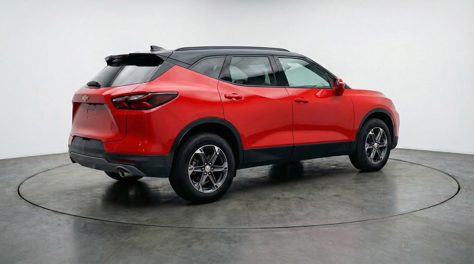 Used 2025 Chevrolet Blazer LT image 9