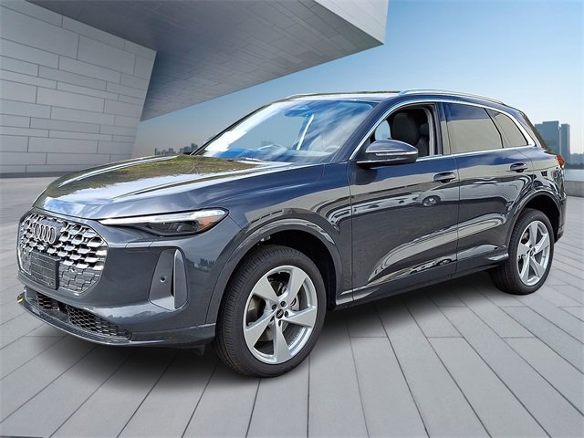 New 2025 Audi Q5 Premium Plus image 2