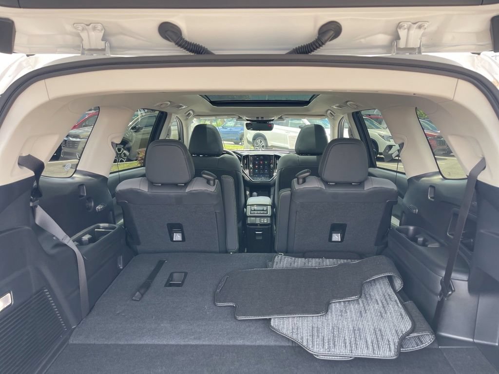 Certified 2025 Subaru Ascent Onyx Edition AWD/4WD image 30
