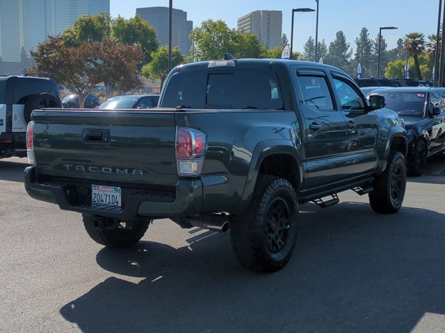 Used 2022 Toyota Tacoma TRD Sport w/ Technology Package RWD image 5