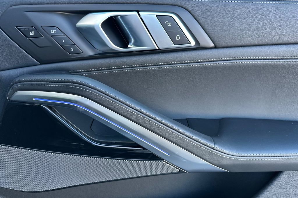 New 2026 BMW X6 M Competition w/ Executive Package image 19