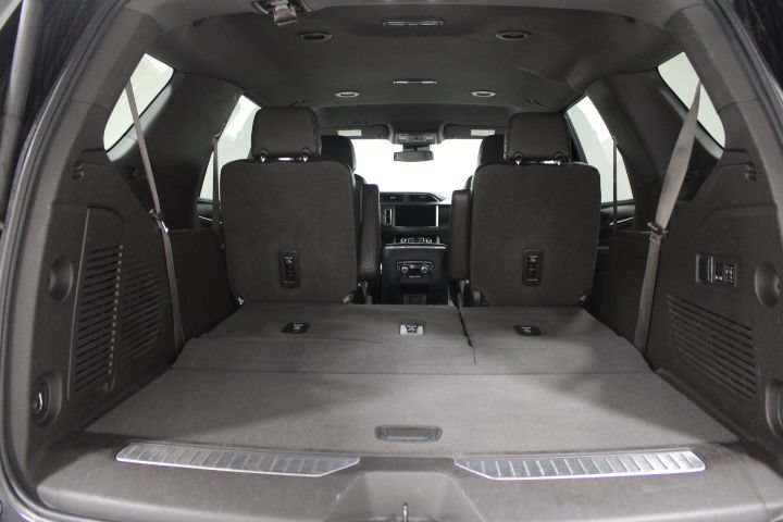 Used 2023 GMC Yukon Denali AWD/4WD image 12