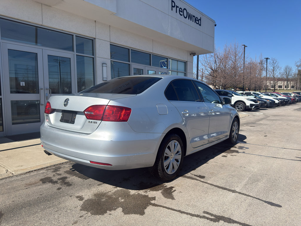 Used 2013 Volkswagen Jetta SE image 3