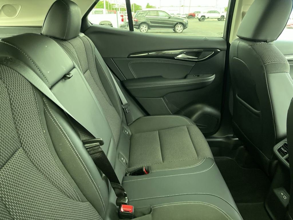 Used 2023 Buick Envision Preferred AWD/4WD image 9