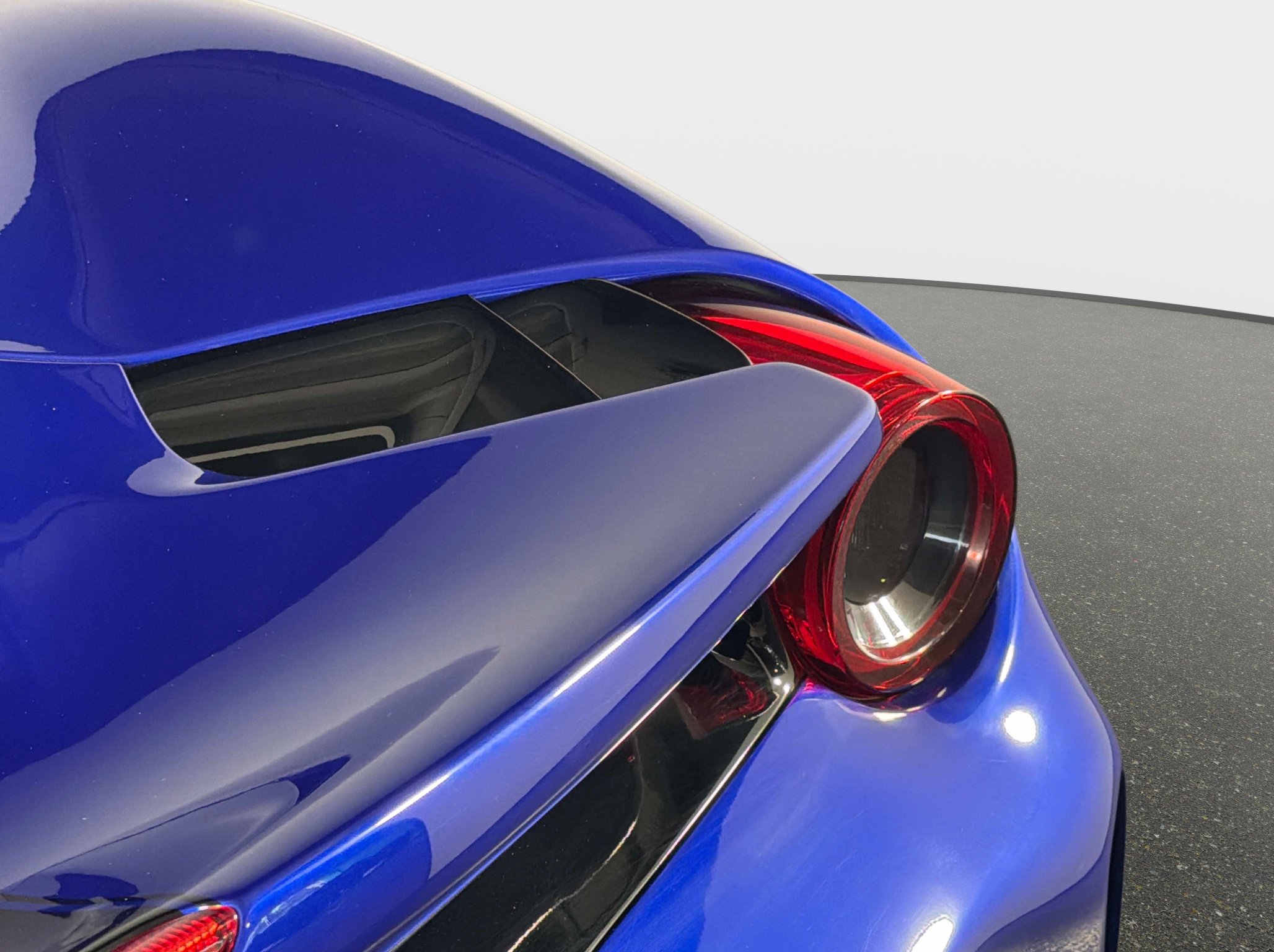 Used 2020 Ferrari 488 Pista Coupe RWD image 10