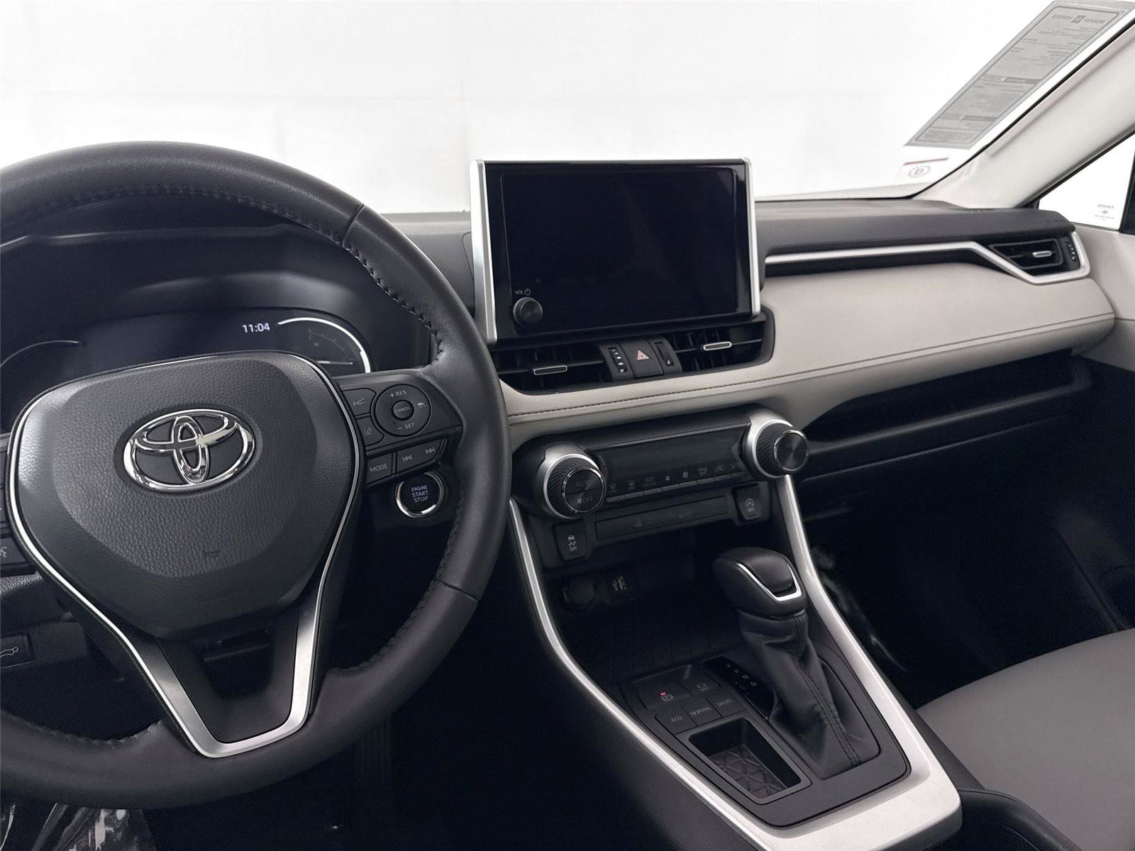 Certified 2025 Toyota RAV4 XLE Premium FWD image 31