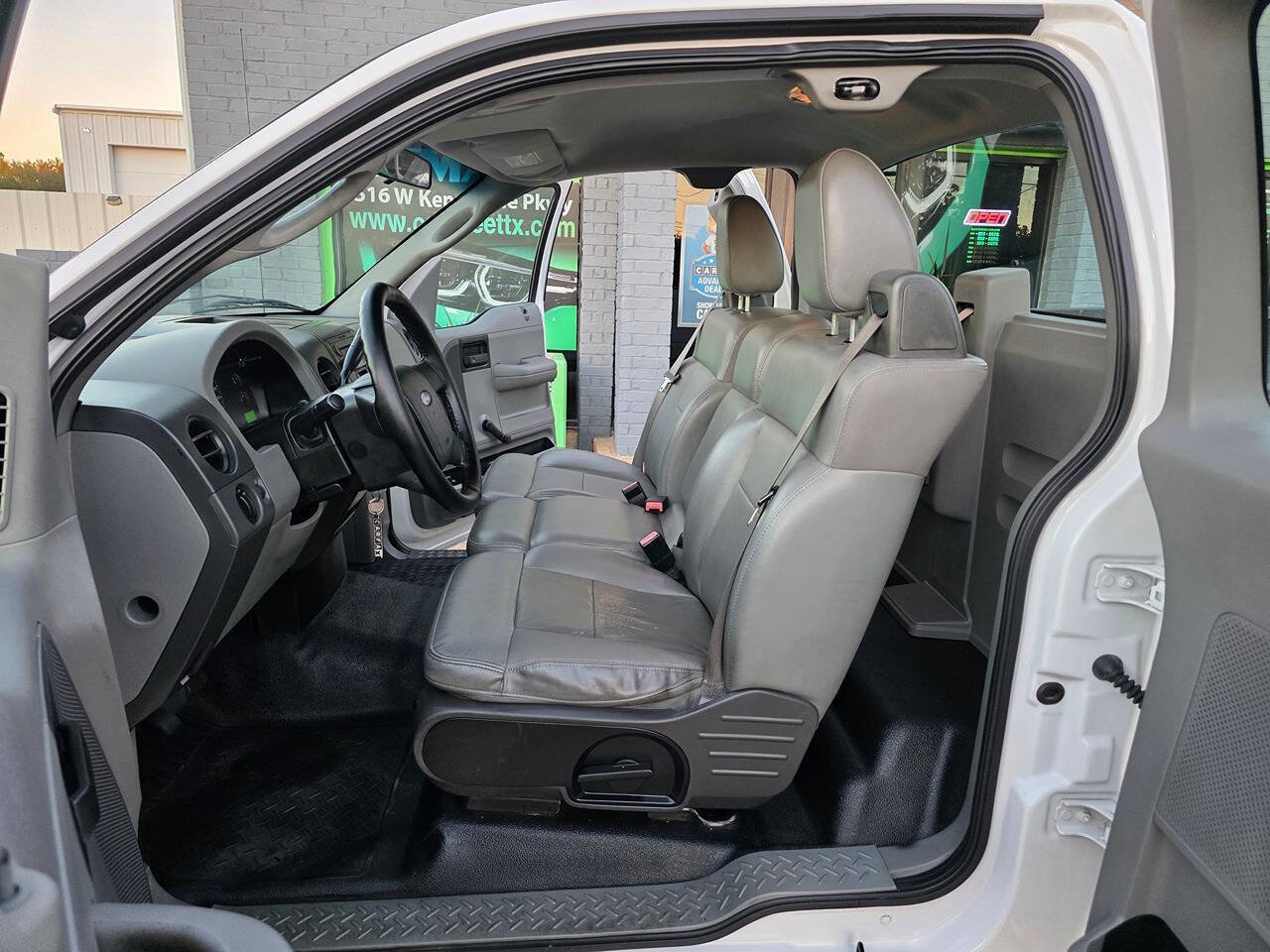 Used 2006 Ford F150 STX RWD image 17