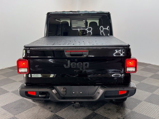 Certified 2025 Jeep Gladiator Sport AWD/4WD image 11