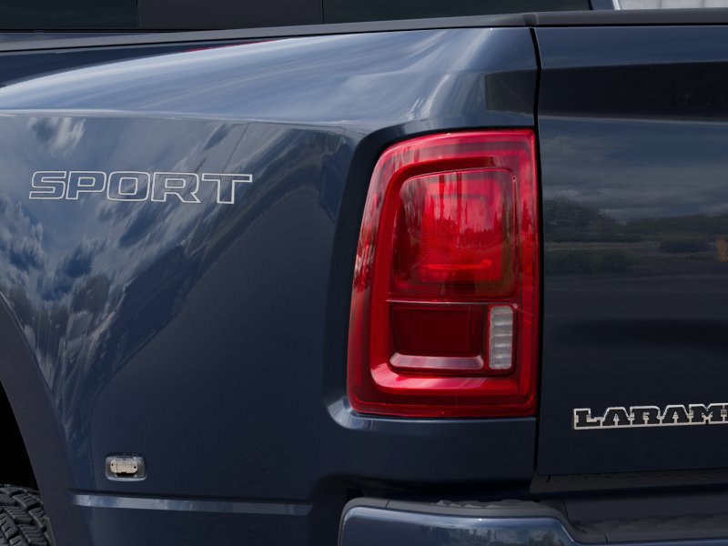 New 2027 RAM 3500 Laramie AWD/4WD image 9