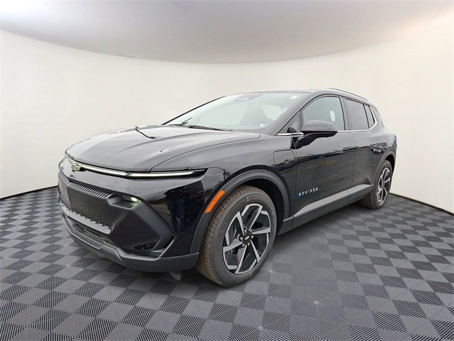 New 2026 Chevrolet Equinox EV LT image 2