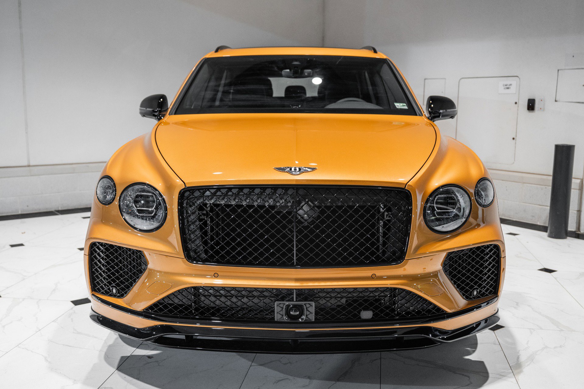 New 2025 Bentley Bentayga image 8