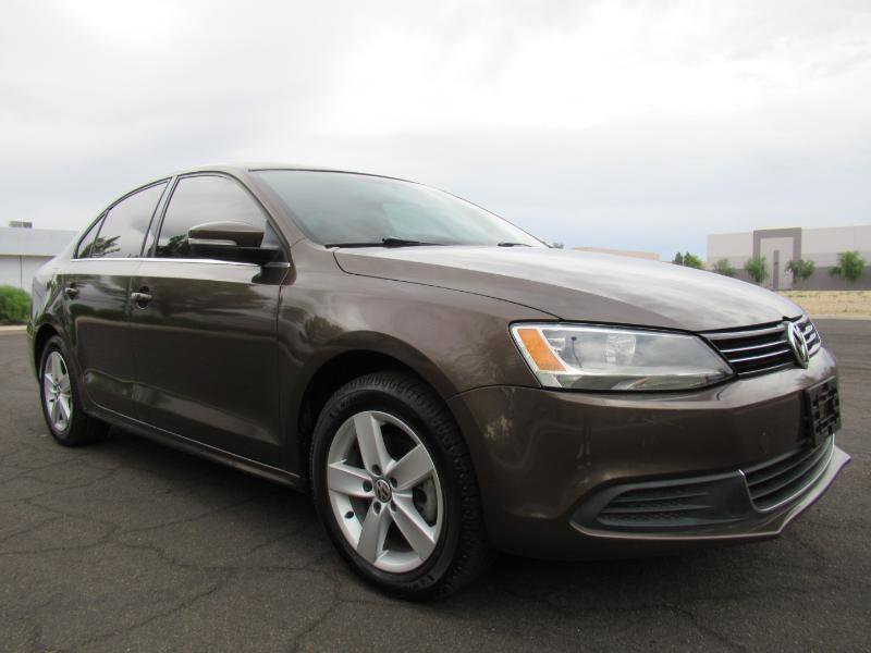 Used 2013 Volkswagen Jetta TDI image 4