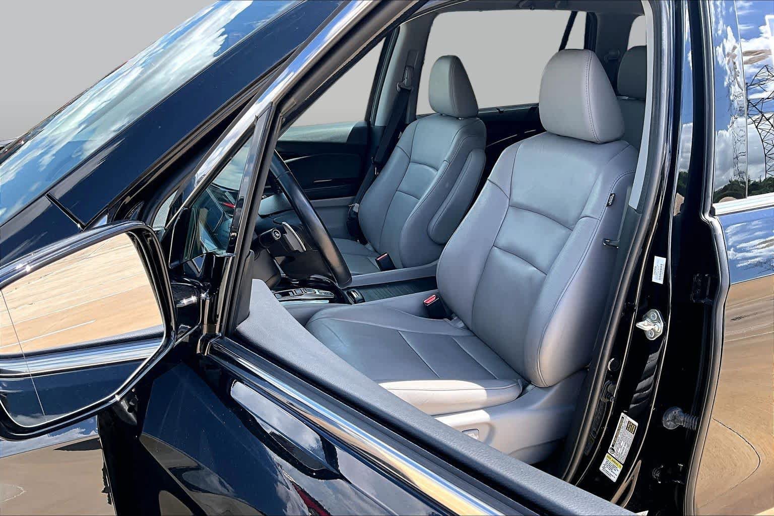 Used 2016 Honda Pilot Touring image 8