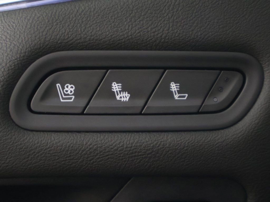 Used 2023 Cadillac Escalade Sport image 55