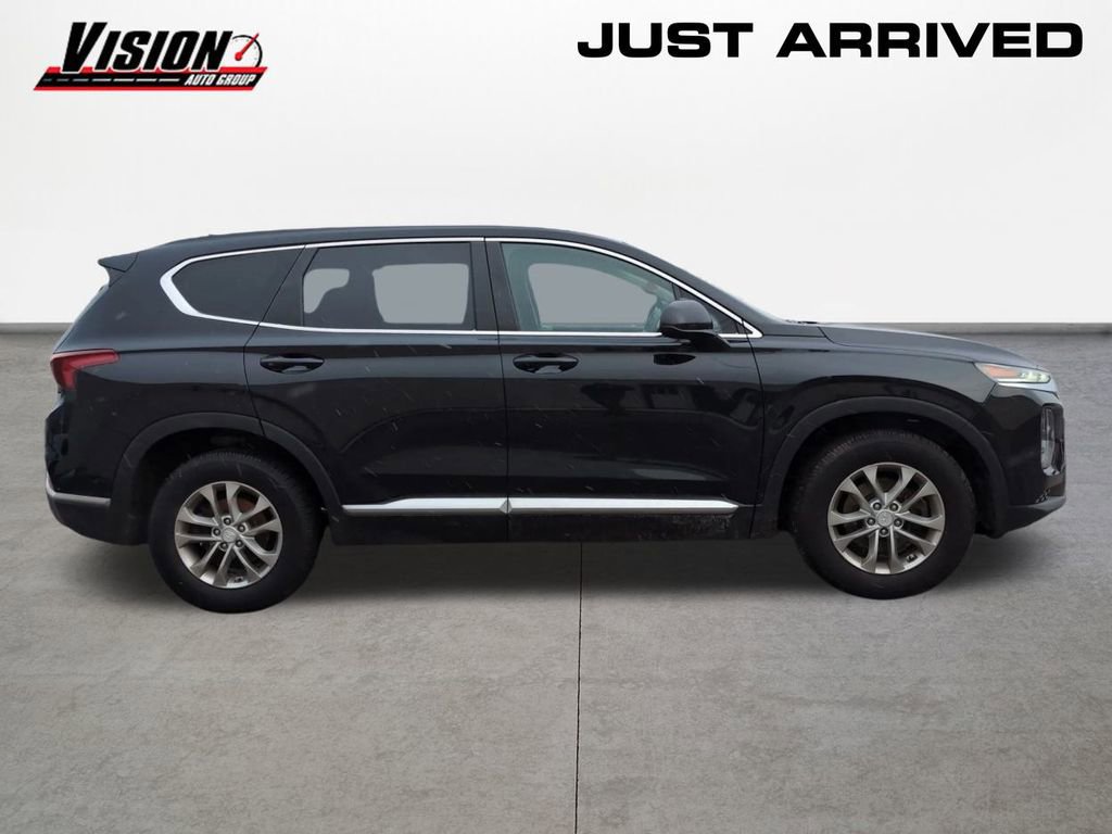 Used 2020 Hyundai Santa Fe SE image 4