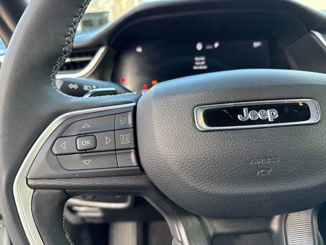 Certified 2024 Jeep Grand Cherokee Altitude image 38