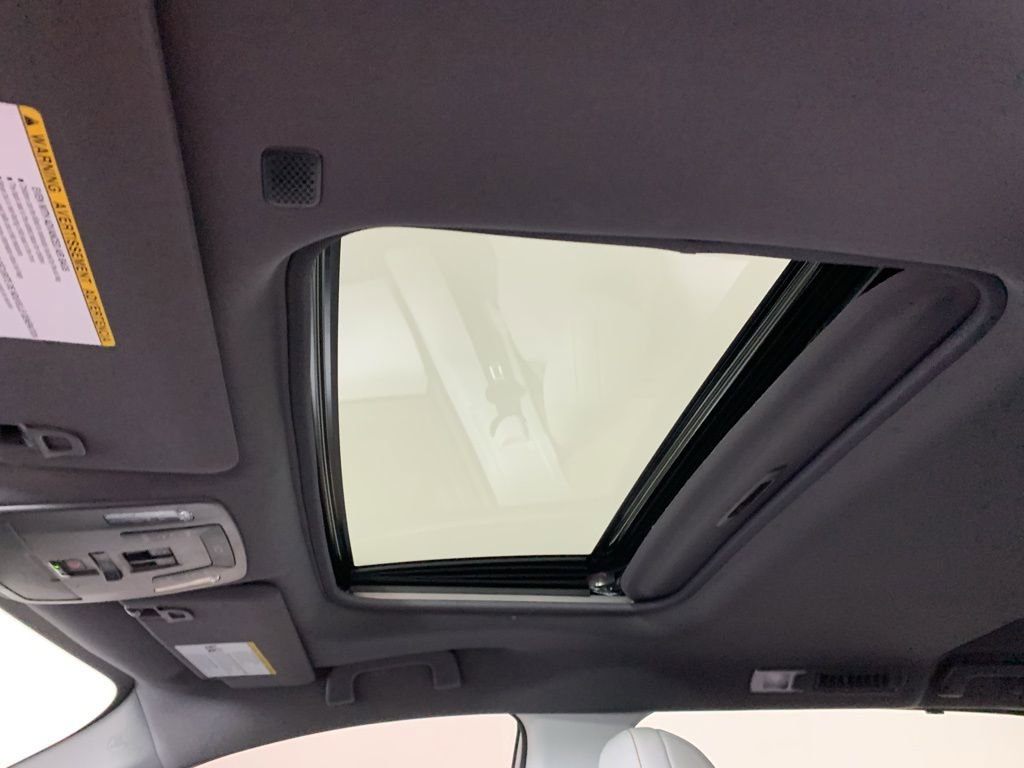 Used 2021 Toyota Sienna XSE w/ XSE Plus Package image 29