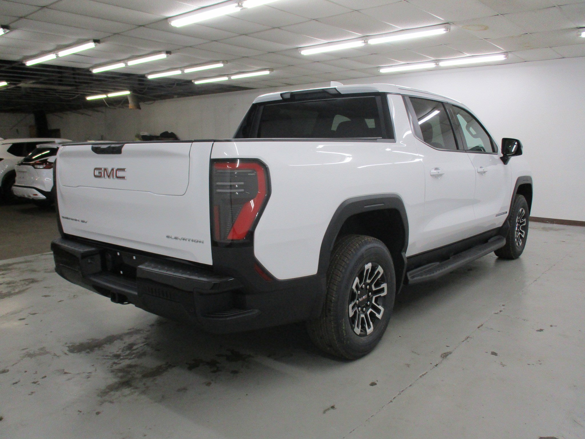 New 2026 GMC Sierra EV Elevation image 10