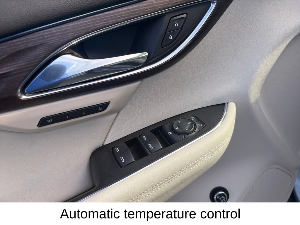 Used 2023 Buick Envision Avenir FWD image 19