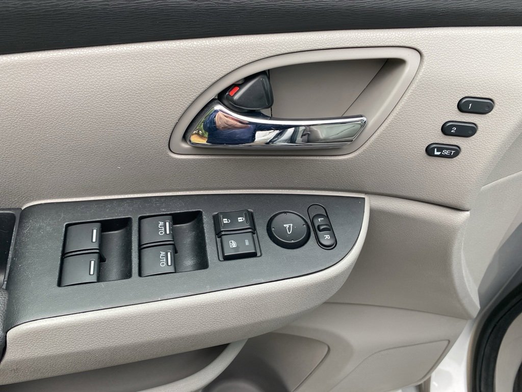 Used 2015 Honda Odyssey Touring image 29