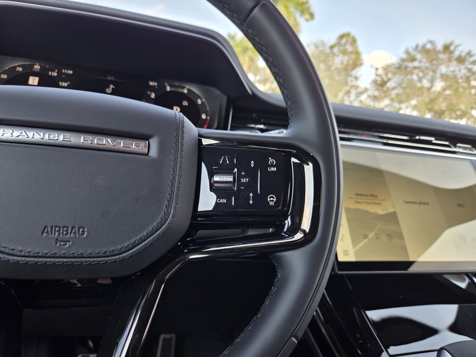 New 2025 Land Rover Range Rover Sport Dynamic SE image 14