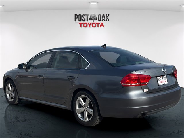 Used 2015 Volkswagen Passat 1.8T Limited Edition image 5