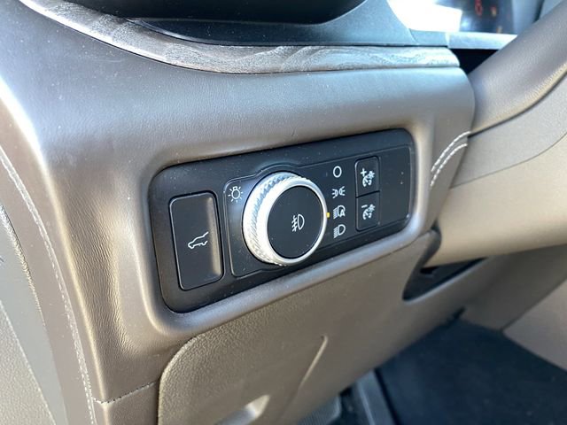 Used 2020 Ford Explorer Platinum w/ Premium Technology Package AWD/4WD image 24