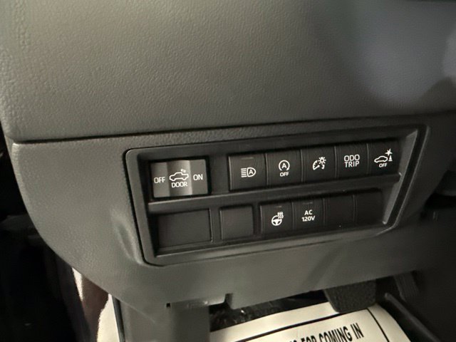 Used 2023 Toyota Tundra Limited RWD image 18