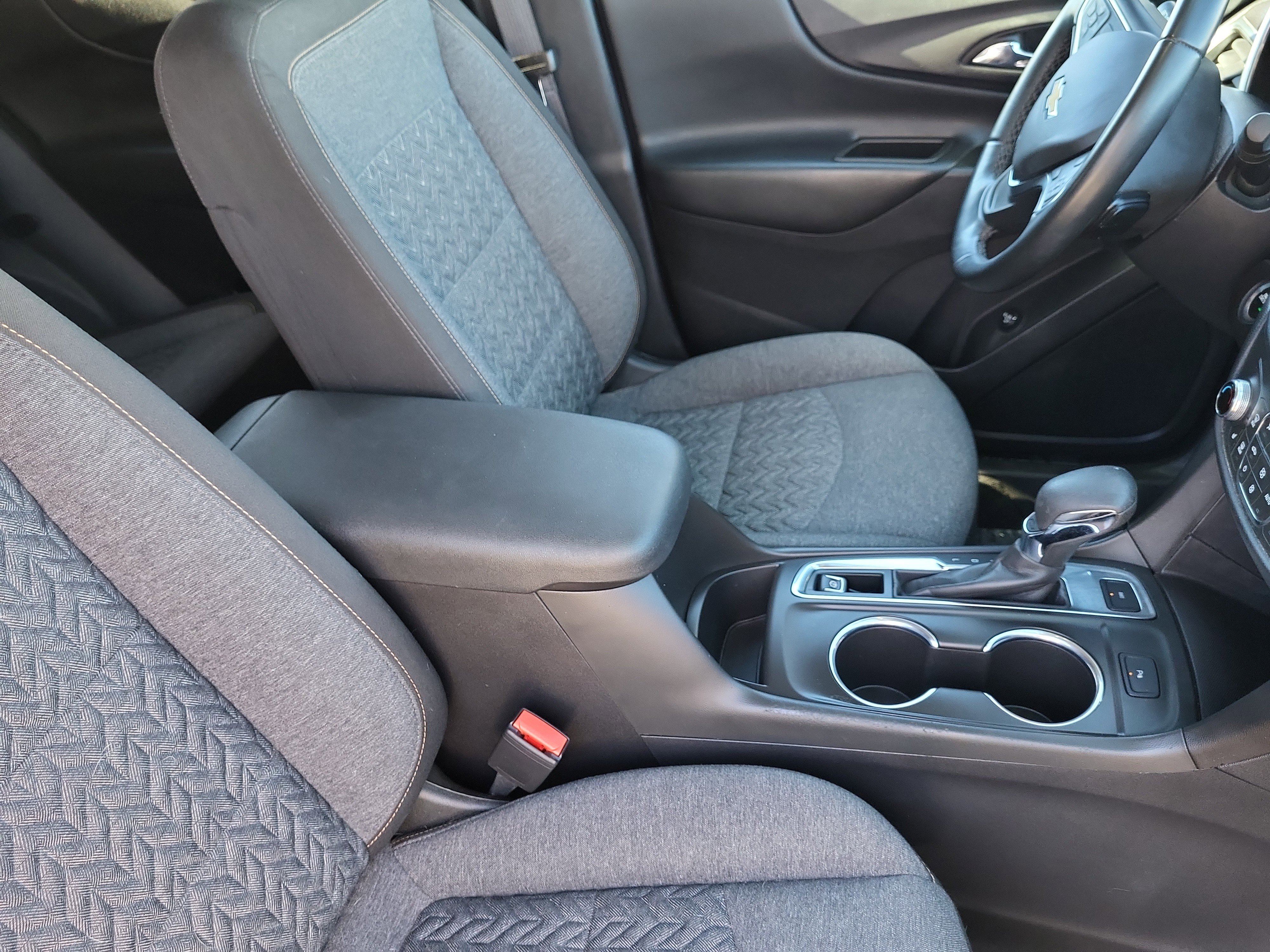 Used 2023 Chevrolet Equinox LT image 20