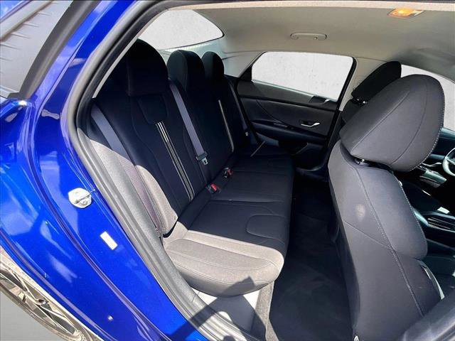 Used 2021 Hyundai Elantra SEL FWD image 28