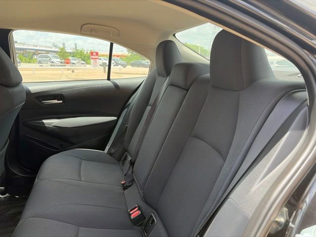 Used 2021 Toyota Corolla LE FWD image 7