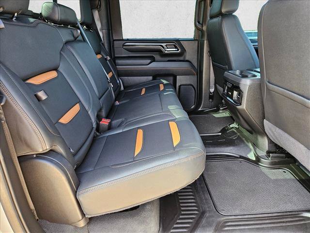 Used 2024 GMC Sierra 2500 AT4 w/ AT4 Premium Plus Package AWD/4WD image 20