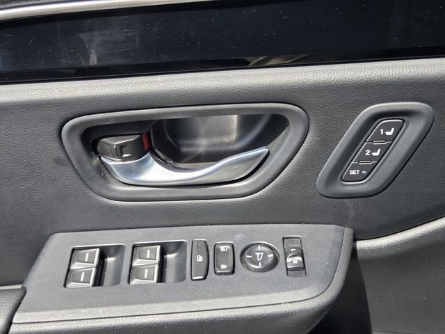 Used 2025 Honda Pilot EX-L image 31