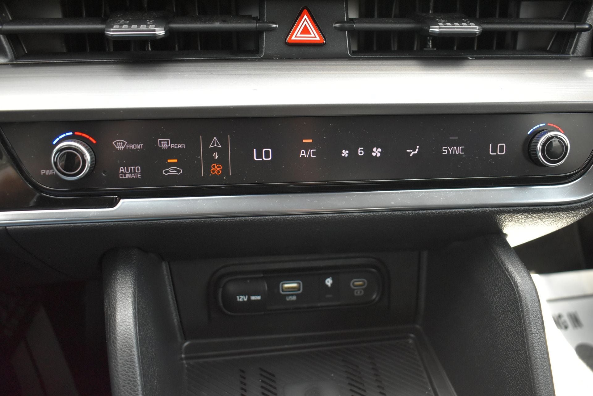 Used 2023 Kia Sportage EX FWD image 29