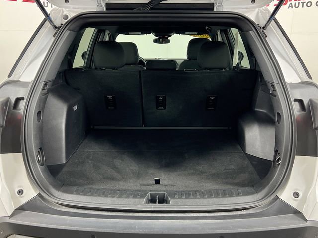 Used 2025 GMC Terrain Elevation image 25