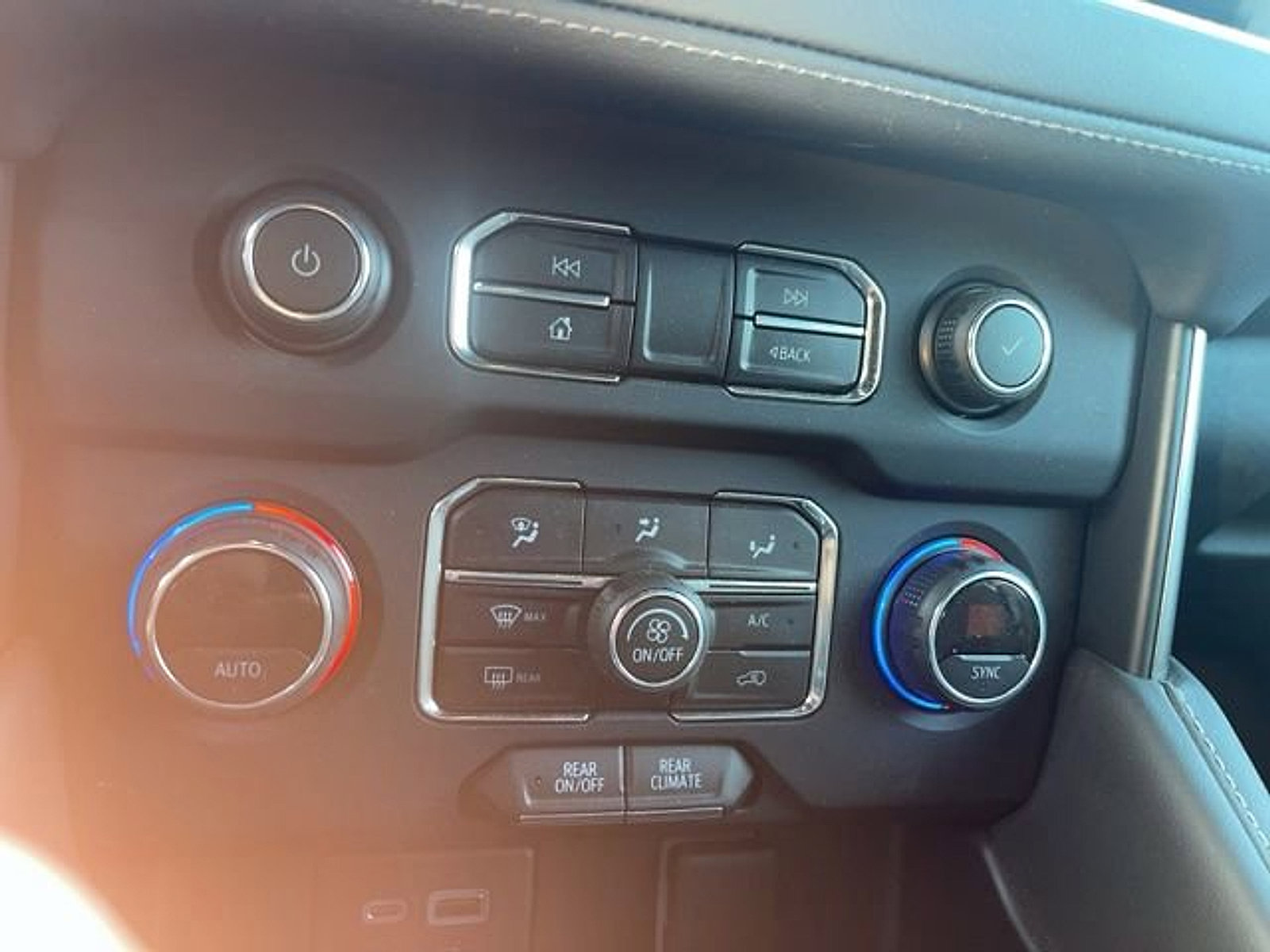 Used 2021 Chevrolet Tahoe LS AWD/4WD image 39