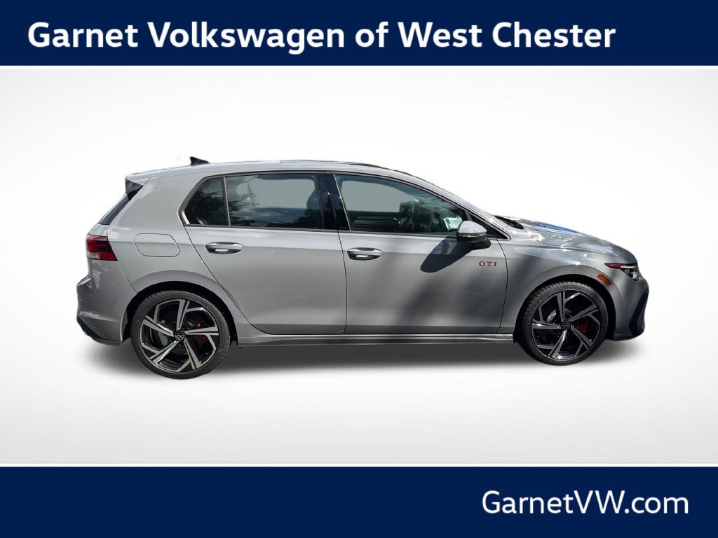 New 2026 Volkswagen GTI SE FWD image 6
