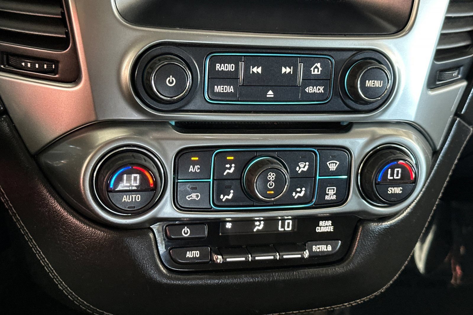 Used 2015 Chevrolet Tahoe LS RWD image 22