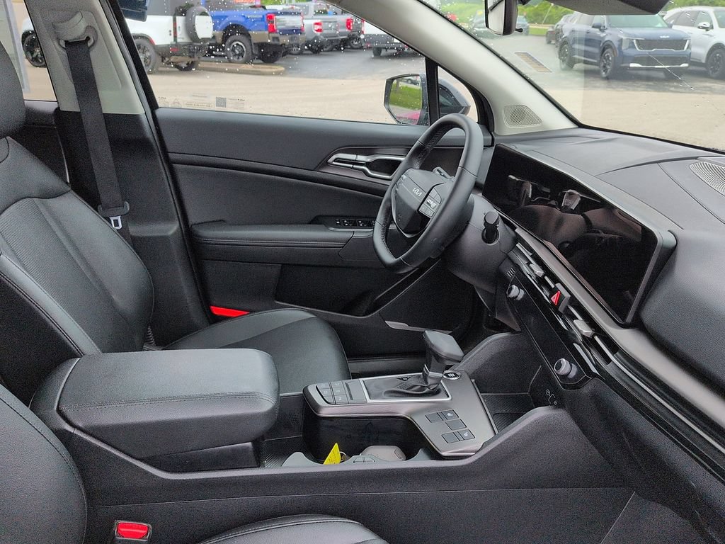 Used 2026 Kia Sportage EX w/ EX Panorama Roof Package FWD image 7