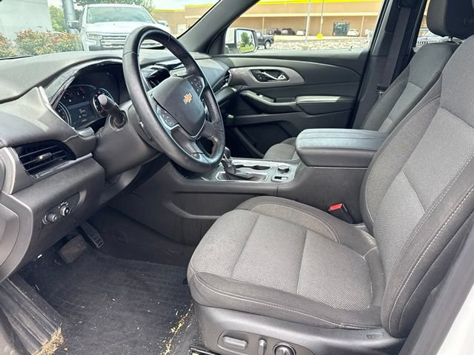 Used 2023 Chevrolet Traverse LT w/ LPO, Floor Liner Package AWD/4WD image 14