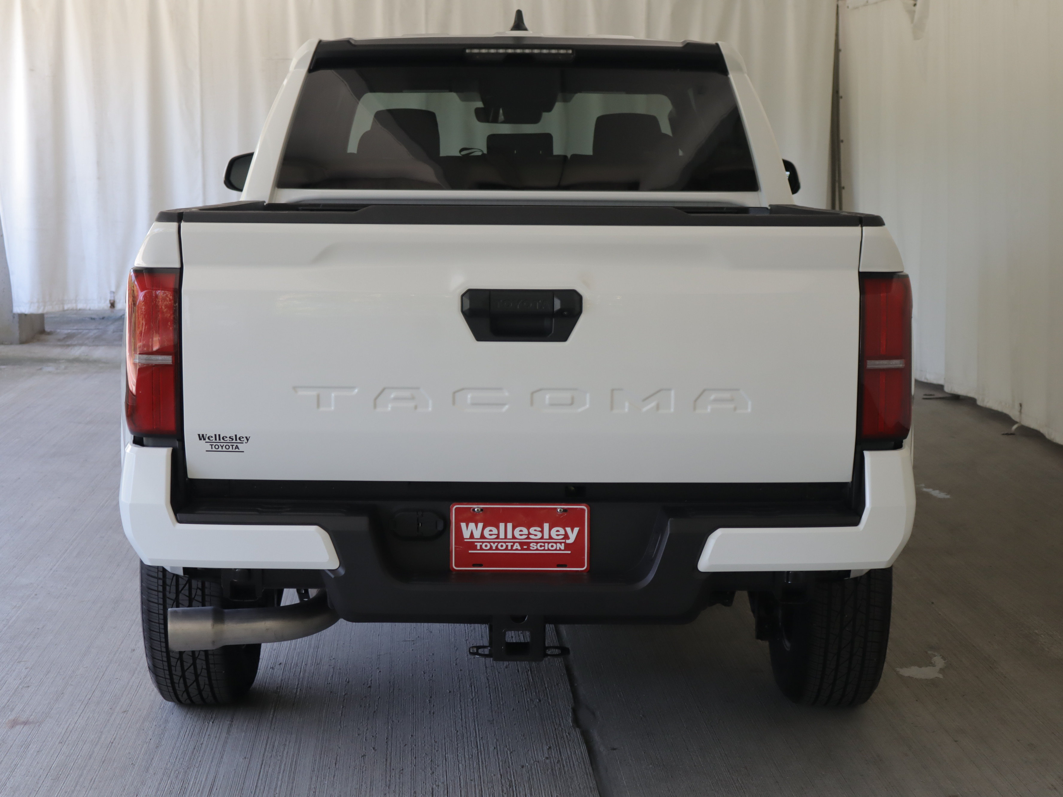 Used 2026 Toyota Tacoma SR5 RWD image 25