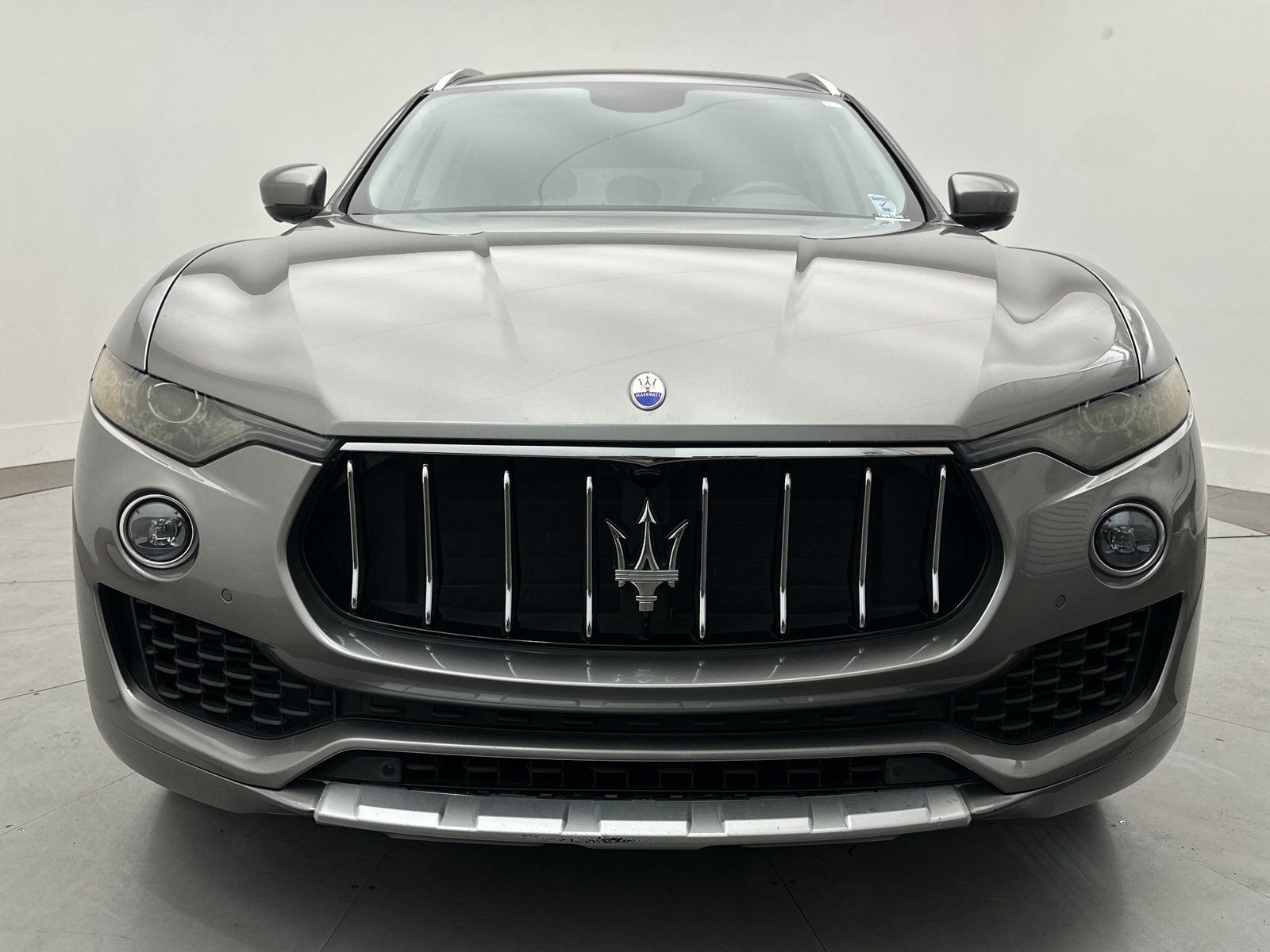 Used 2018 Maserati Levante GranLusso AWD/4WD image 9