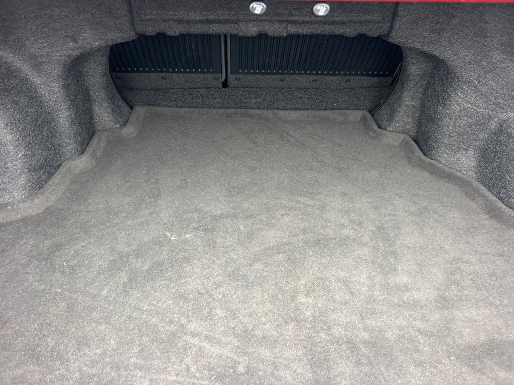 Used 2014 Toyota Camry L image 22