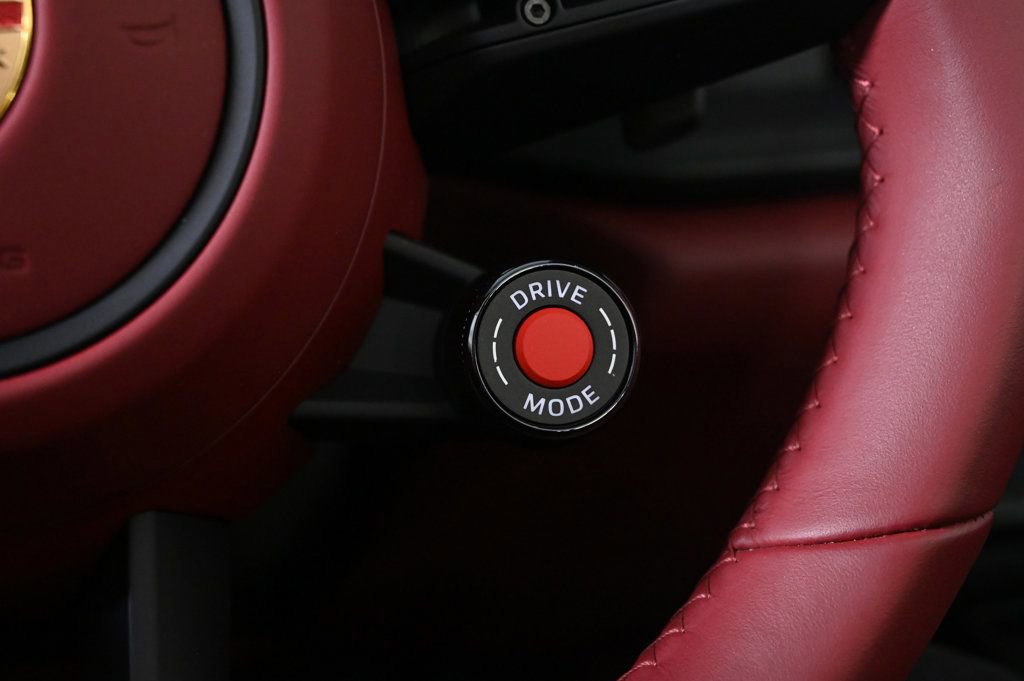 Certified 2025 Porsche 911 Targa 4 GTS image 21